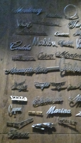 COPY - OEM vintage car badges - Picture 2 of 4